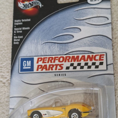 Hot Wheels 100% GM Performance Parts '58 Corvette Yellow & Corvette SR2 Blue Real Riders