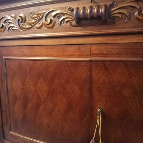 Walnut buffet with removable mirror like new