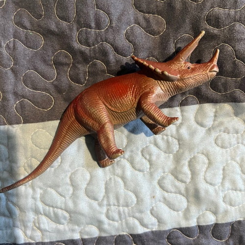 Dinosaur figures like new, pack of 7 pieces