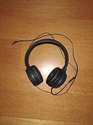 JBL wired headphones
