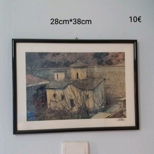 Paintings frames used