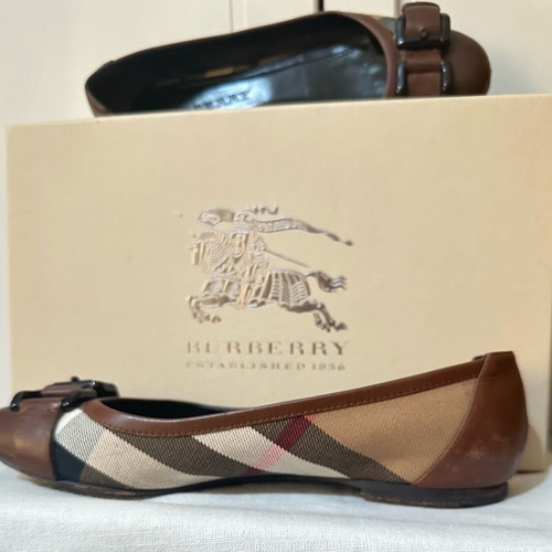 Burberry ballet flats used, brown leather, size 37