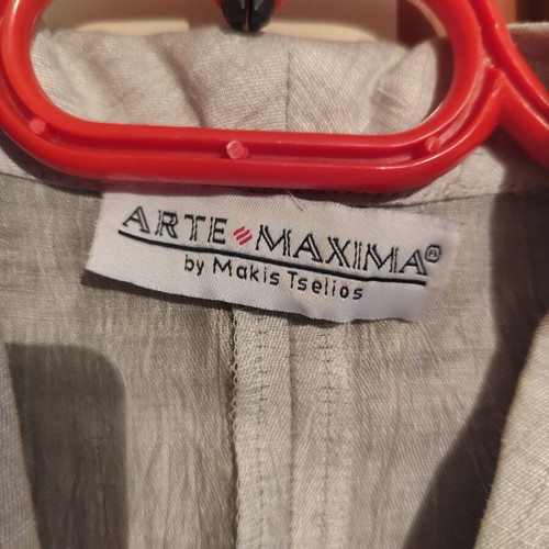 Arte Maxima by Makis Tselios women's silk 3-piece set used, size 48, gray
