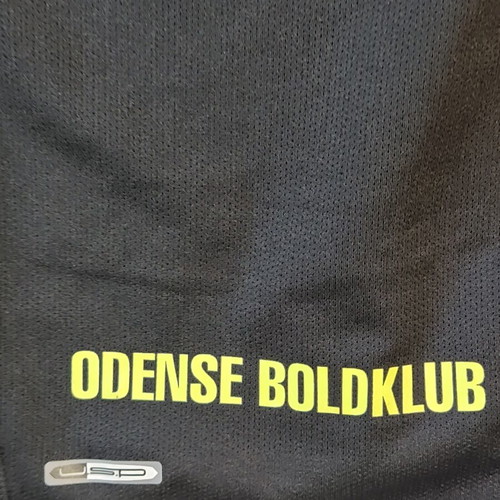 Puma Odense Boldklub OB Retro Football Jersey Long Sleeve Size S like new