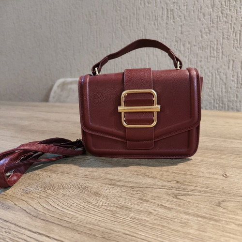 Burgundy crossbody handbag new with strap