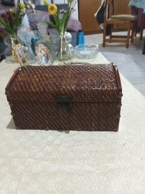 Vintage handmade jewelry box with velvet lining like new