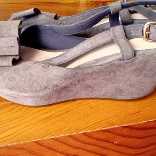 Stonefly gray sandals size 37 like new