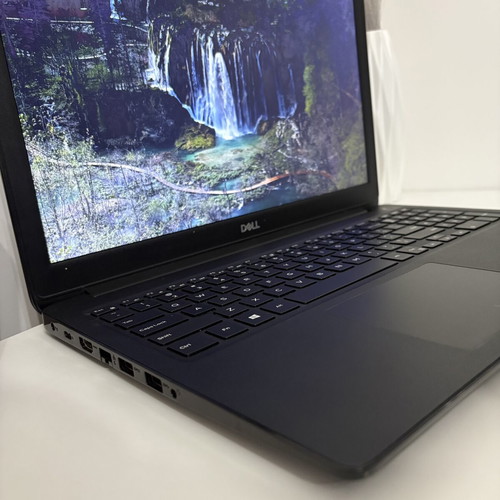 Dell Latitude 3500 φορητός υπολογιστής, i5-8265U, 16GB RAM, 256GB SSD + 500GB HDD, Windows 11, Office 2024