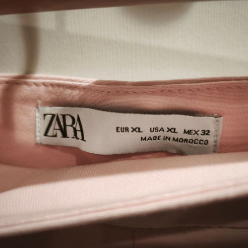 Zara women's shorts XL pink like new