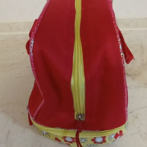 Benetton Kids Lunch Bag used with double compartment