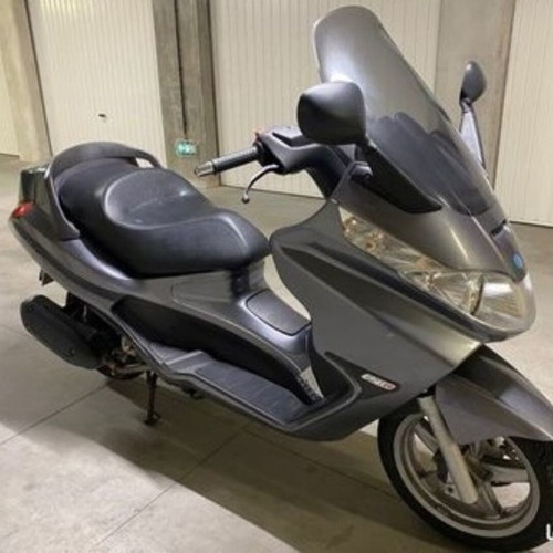 Piaggio X8 250i scooter used, well maintained and reliable