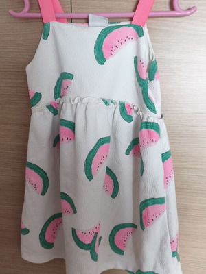 Zara dress like new for 4-5 years old, white and pink