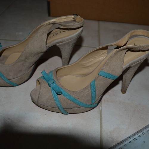 Stiletto sandals used, beige and turquoise, size 36, 10 cm heel