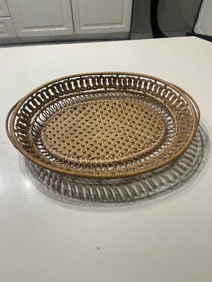Wicker tray with rattan used