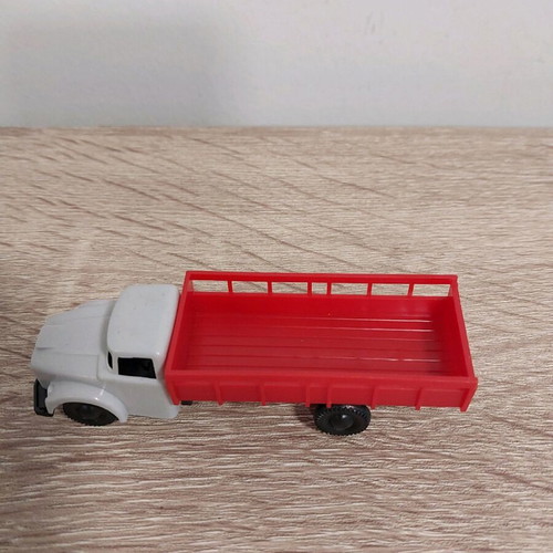 Joy Toy truck pump signs new pack from Greek company Vidali