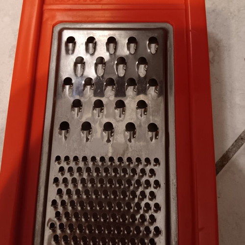 Grater used in good condition