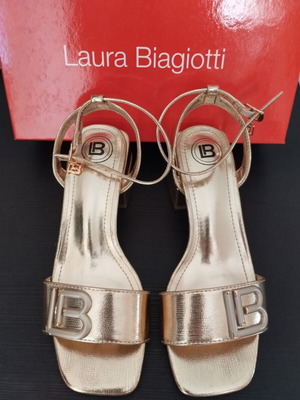 Laura Biagiotti women's sandals new, size 36, gold