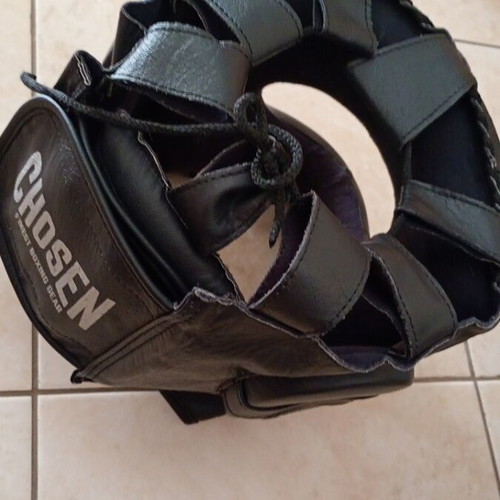 Chosen boxing headgear like new