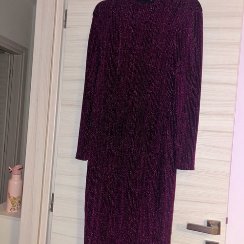 Shein maternity dresses like new, pack of 3 with free maternity pants
