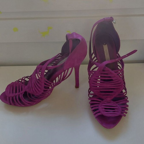 Zara suede sandals size 41 like new, 11cm heel
