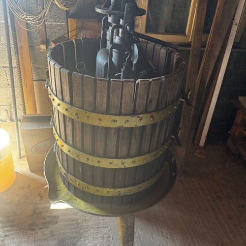 Grape press, Italian made