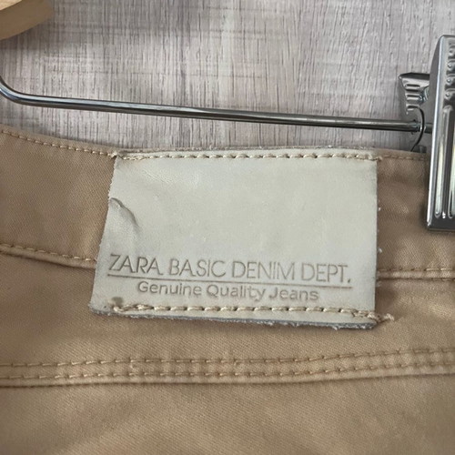 Zara pants size small used, beige, fitted with elastic fabric
