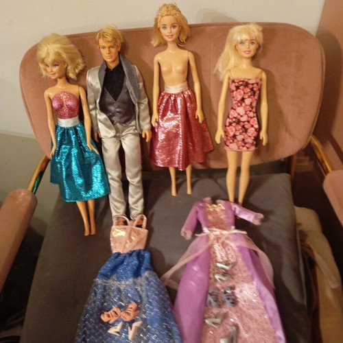 Barbie and Ken dolls vintage, like new, with clothes and shoes