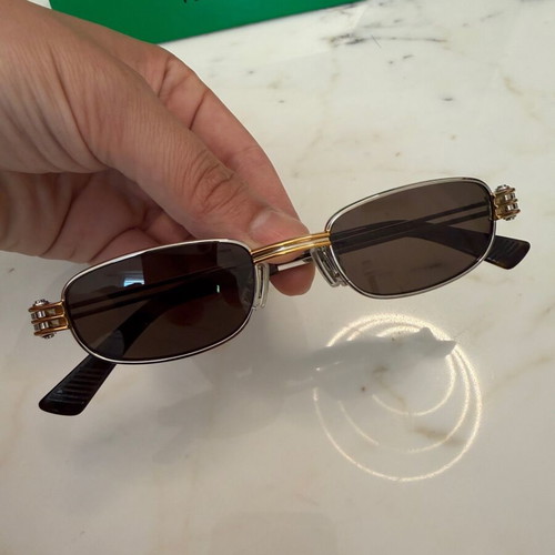 Bottega Veneta sunglasses like new