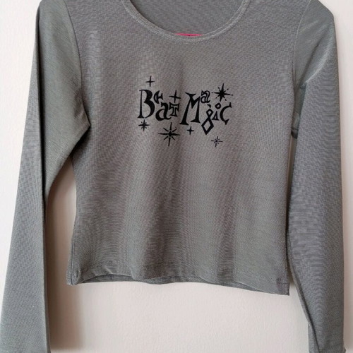 Grey top used with long sleeves in sizes S and M