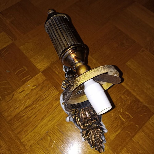 Classic old lamp base used, metal for indoor-outdoor use