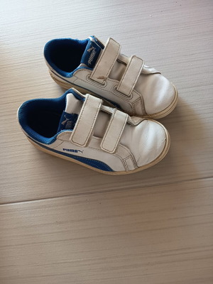 Puma athletic shoes used, size 31, white with blue