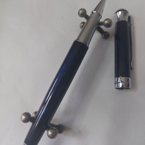Picasso pen used with case