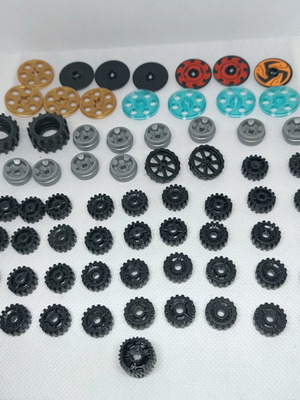 Lego authentic pieces like new, about 480, sorted by categories
