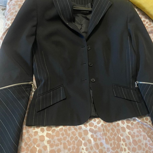 Rossodisera jacket black with thin stripe on sleeves medium