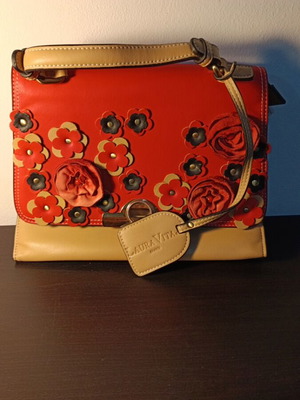 Laura Vita women's handbag like new, beige multicolor