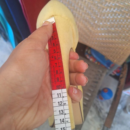 Tulipano yellow pumps like new size 39 with rhinestones
