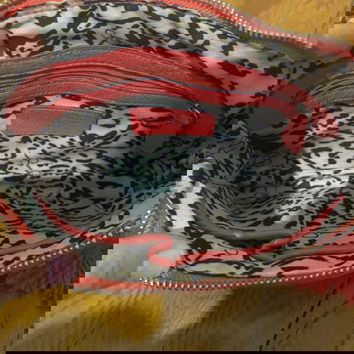 Jessica Simpson Τσάντα Ράφια με 4 τρόπου να το φορέσεις