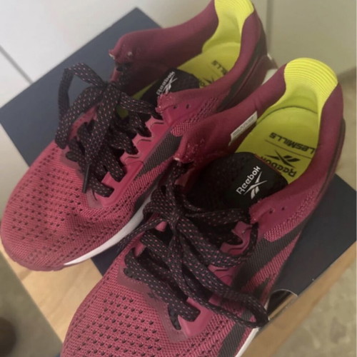 Reebok training athletic shoes, burgundy