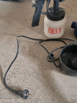 Powerplus paint sprayer used