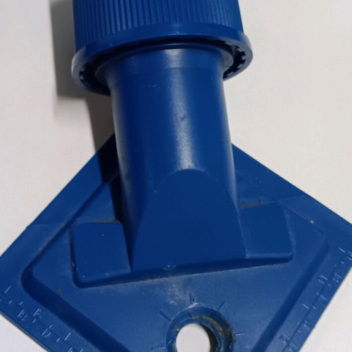 Drill accessory used, dust extractor attachment