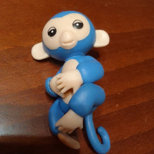 Fingerling monkey figure like new
