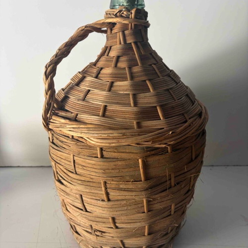 Damigzana used with protective cover and two plastic gifts