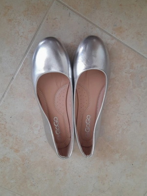 Ballerinas GoGo Shoes like new, silver, size 39, comfortable sole