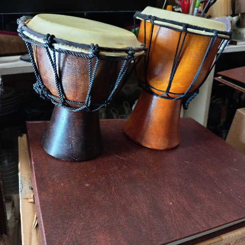 Doumbeks like new, set of 2 wooden percussion drums