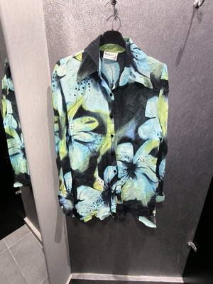 Palma floral shirt like new, turquoise and green