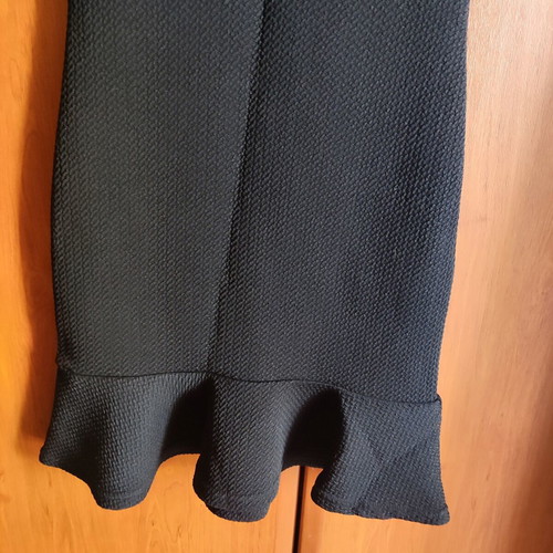 Black dress H&M like new, size XS