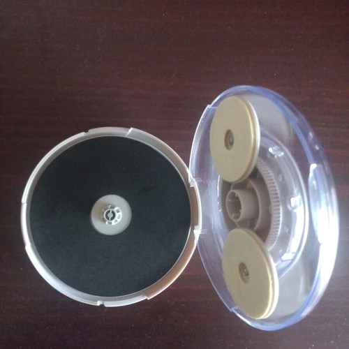Digital disc cleaning device like new, DVD, CD