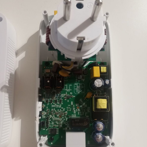 TP-Link powerline adapter TL-PA8010P used, broken
