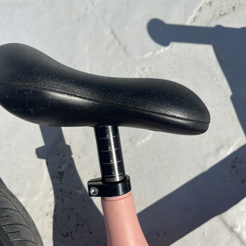Topmark Manu Folding Balance Bike like new, pink