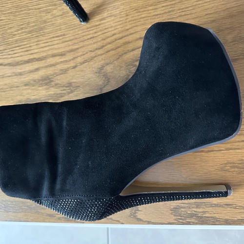 Women's high-heeled ankle boots with rhinestones like new, size 37